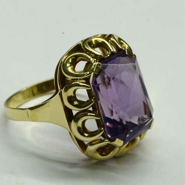 Amethyst ring 001